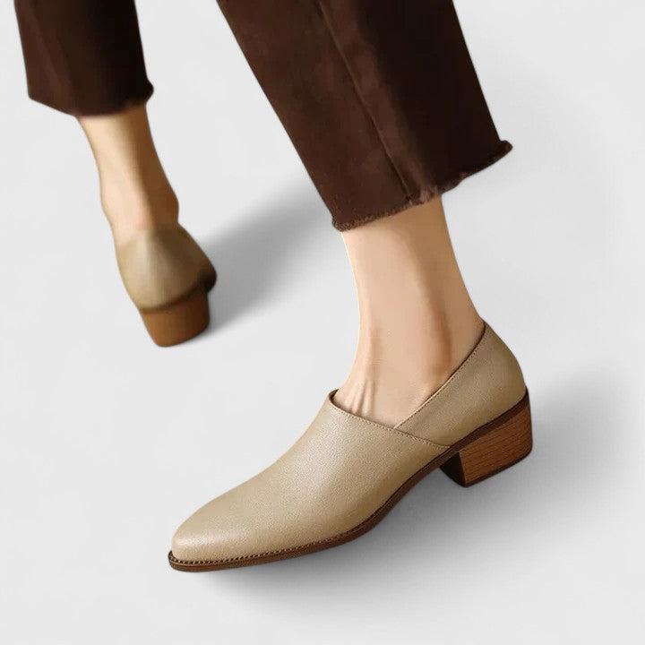 Brythia | Orthopedic Shoes