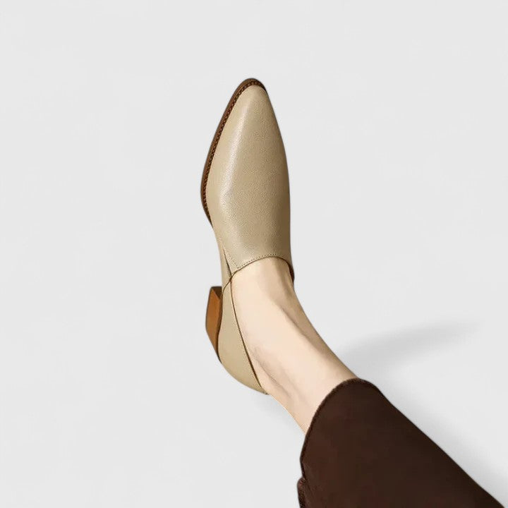 Brythia | Orthopedic Shoes
